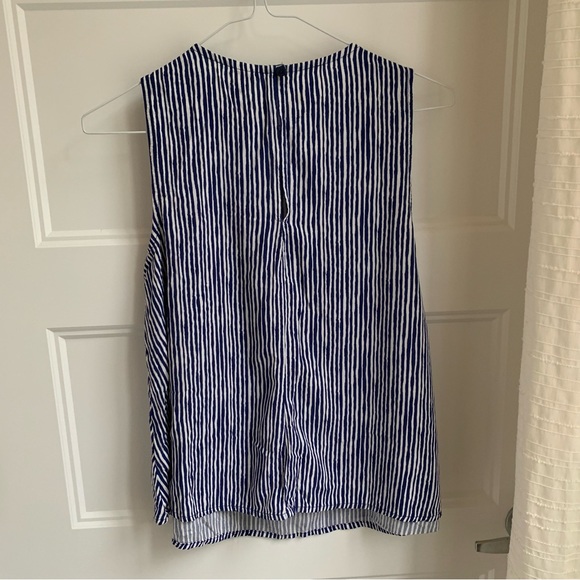 ✨2 for 15$✨ Old navy halter top sleeveless - Picture 3 of 4